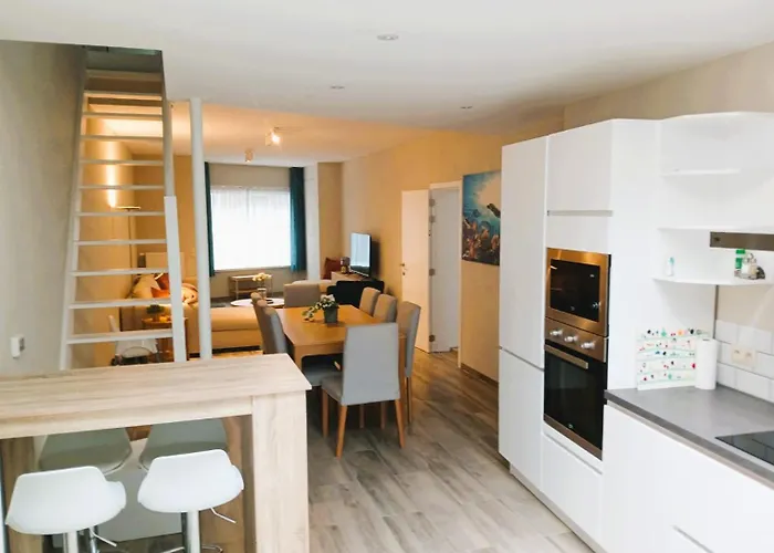 Easyescape - Martha-louise 布兰肯贝赫